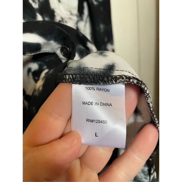 Cosmo vintage long sleeve button down black and white blouse size L. - Picture 9 of 12